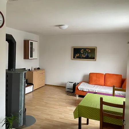Apartment Ferienwohnung Pfalzel